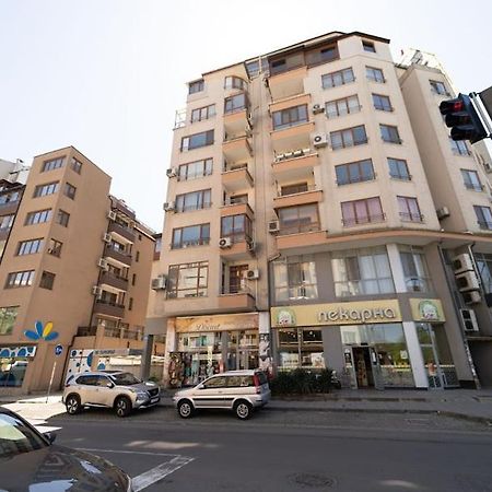 Апартамент За Гости Уют Burgas Extérieur photo